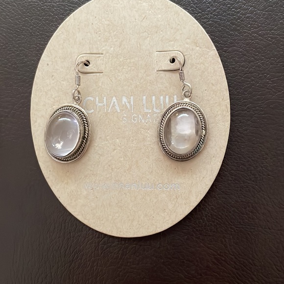 Earrings - Picture 2 of 6